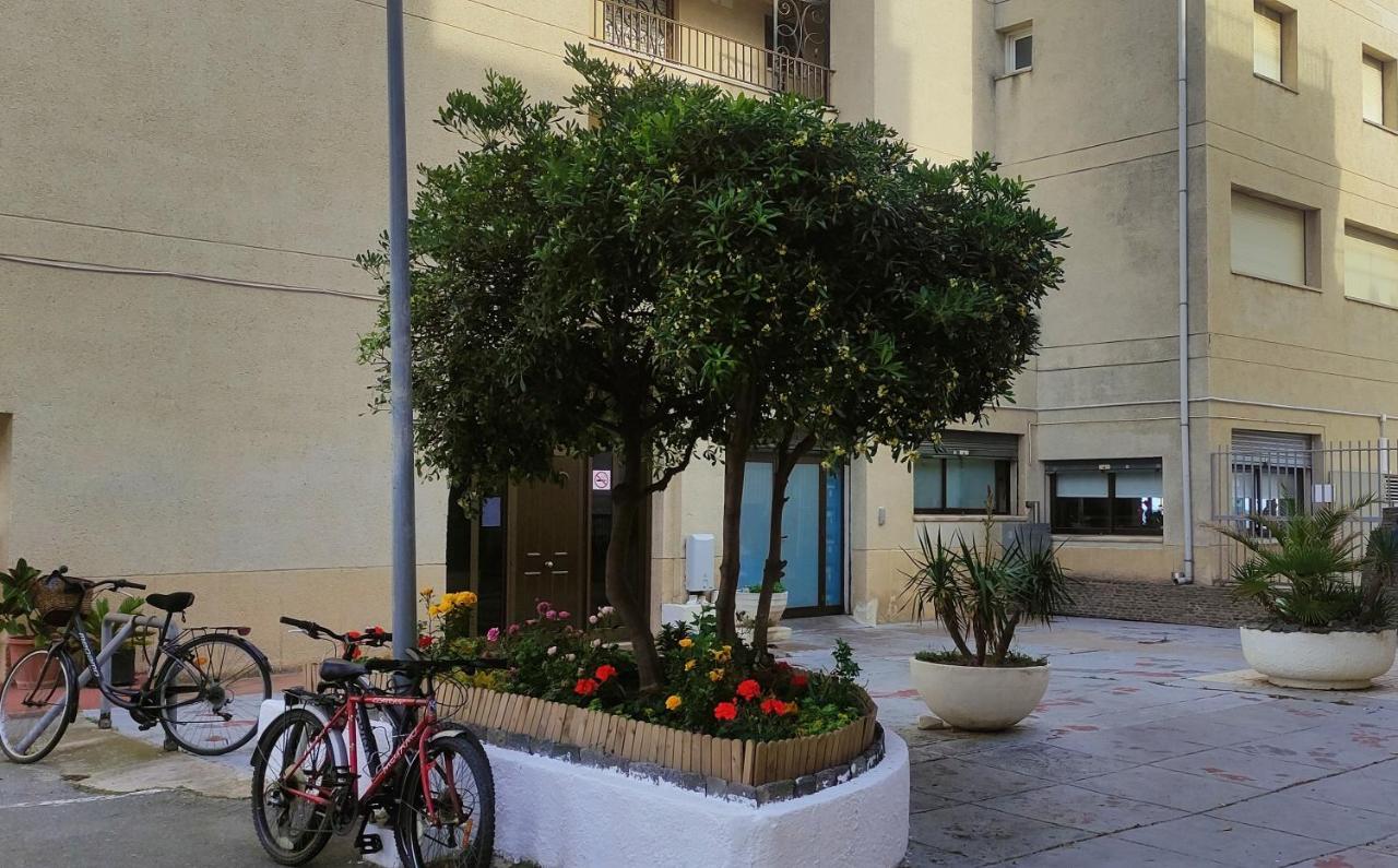 Castell Mar Apartment Roses Luaran gambar