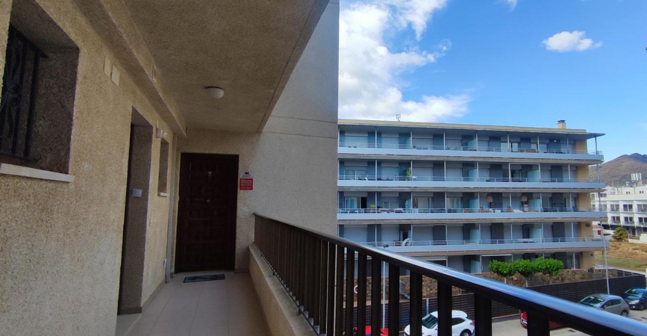Castell Mar Apartment Roses Luaran gambar